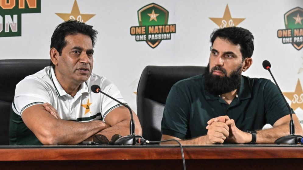 Misbah-ul-Haq Walks Away