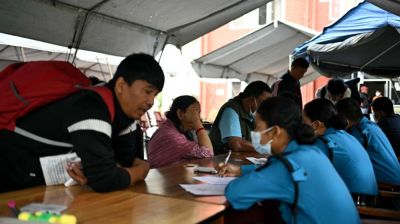 Families descend on Nepal in search of missing tourists