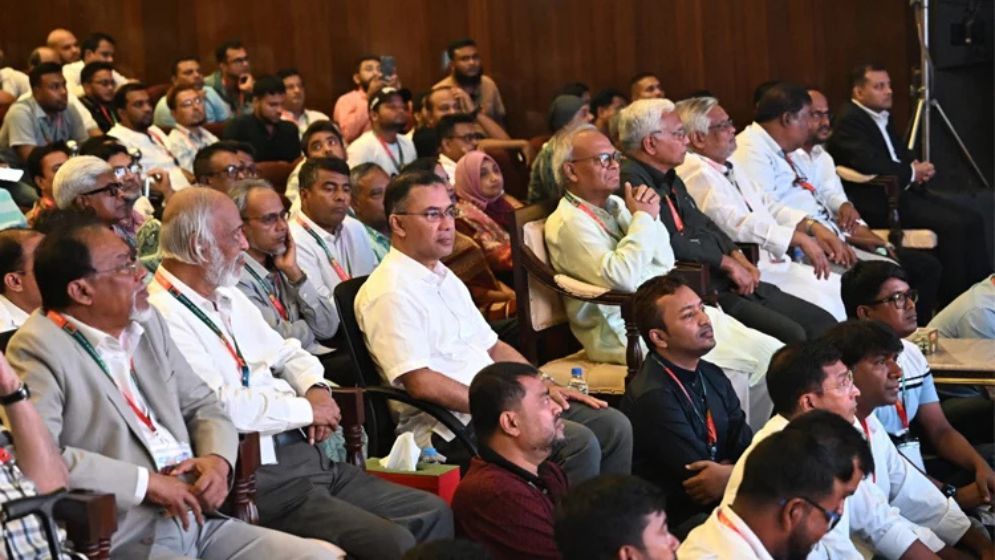 PM enjoys cultural programme sitting in audience