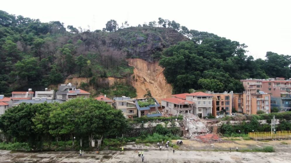 Landslides in China kill six, nine missing
