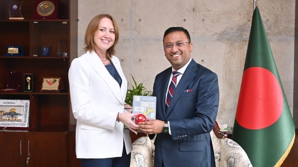 Australian High Commissioner calls on Humaiun Kobir