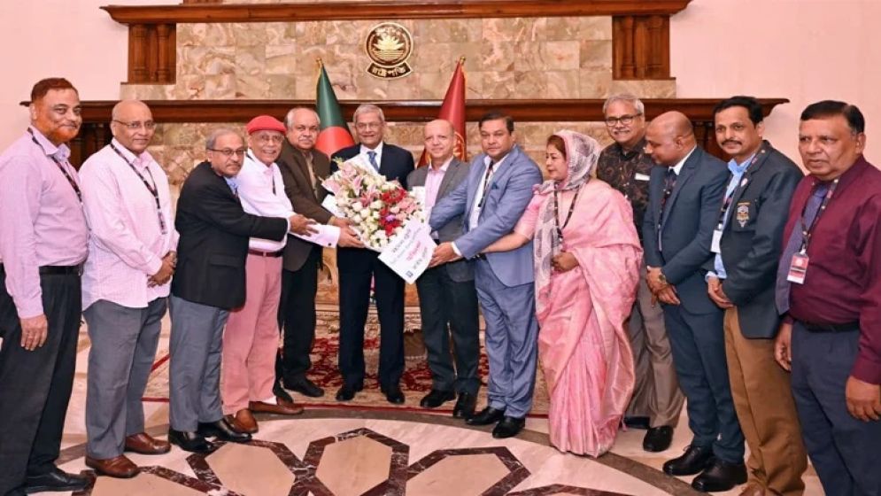 Safeguarding media key to protecting democracy: President
