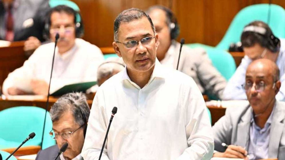 Govt to drill 150 wells, set up new LNG terminals to address industrial gas crisis: PM