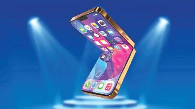 Apple CEO faces AI
test as foldable iPhone takes centre stage