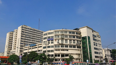 Man dies after fall from BIRDEM Hospital roof