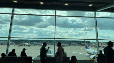 UK flights resume amid ongoing disruption from air traffic outage