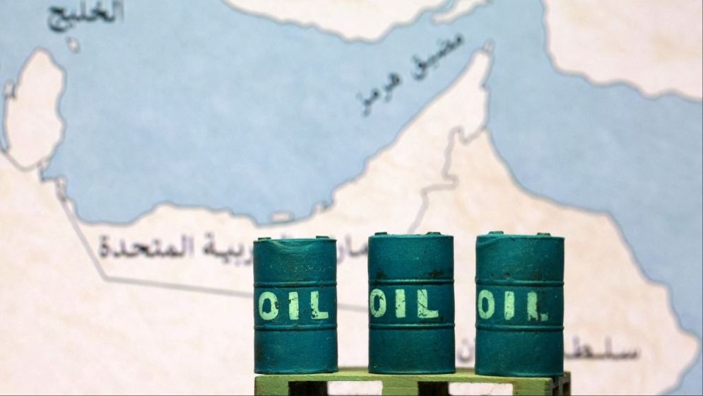 Oil price rises above $100 on Middle East hostilities