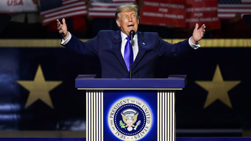 Trump promises Americans $5,000 if Republicans win Congress