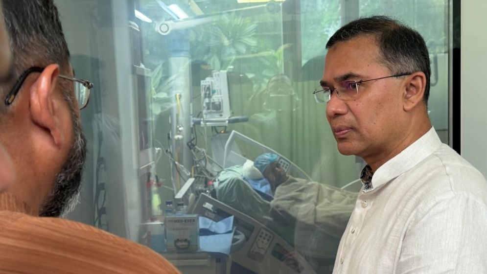 PM visits injured army officer at CMH