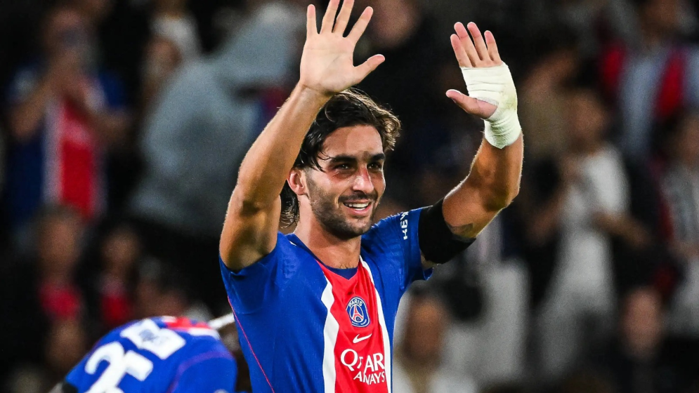 Torres fires PSG to first win of Ligue 1 season