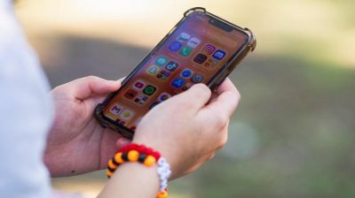 France submits new proposal to ban social media for under-15s