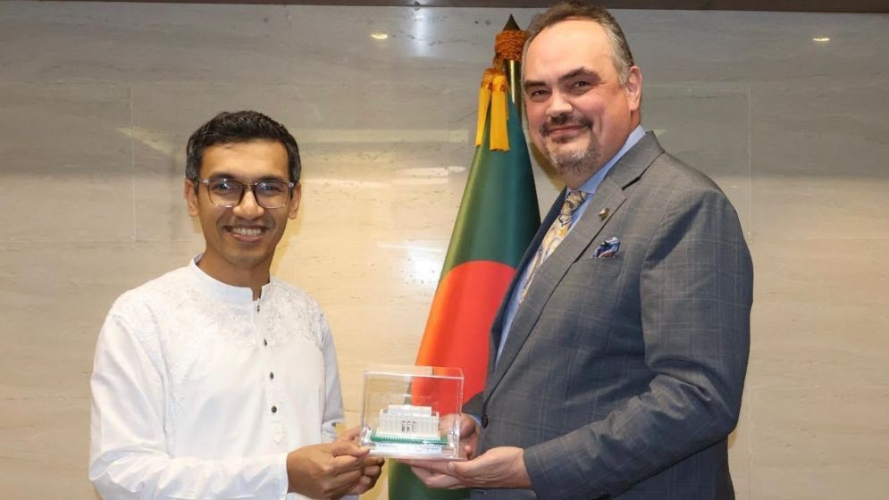 US envoy, Invest Bangladesh chief discuss wider market access