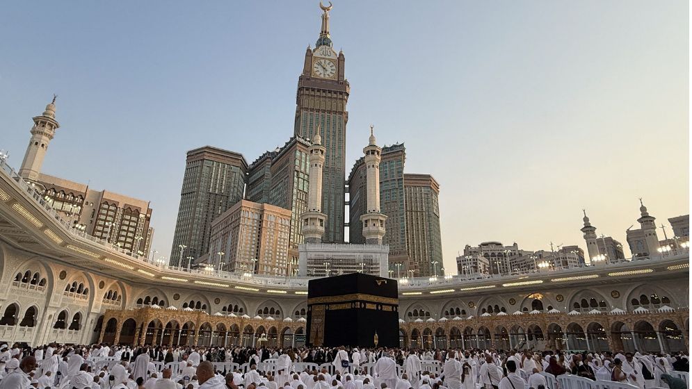 Saudi Arabia condemns 'cowardly terrorist attack' by Houthis on Makkah