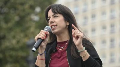 Berlin election: Far-left party wins, vows to nationalise housing