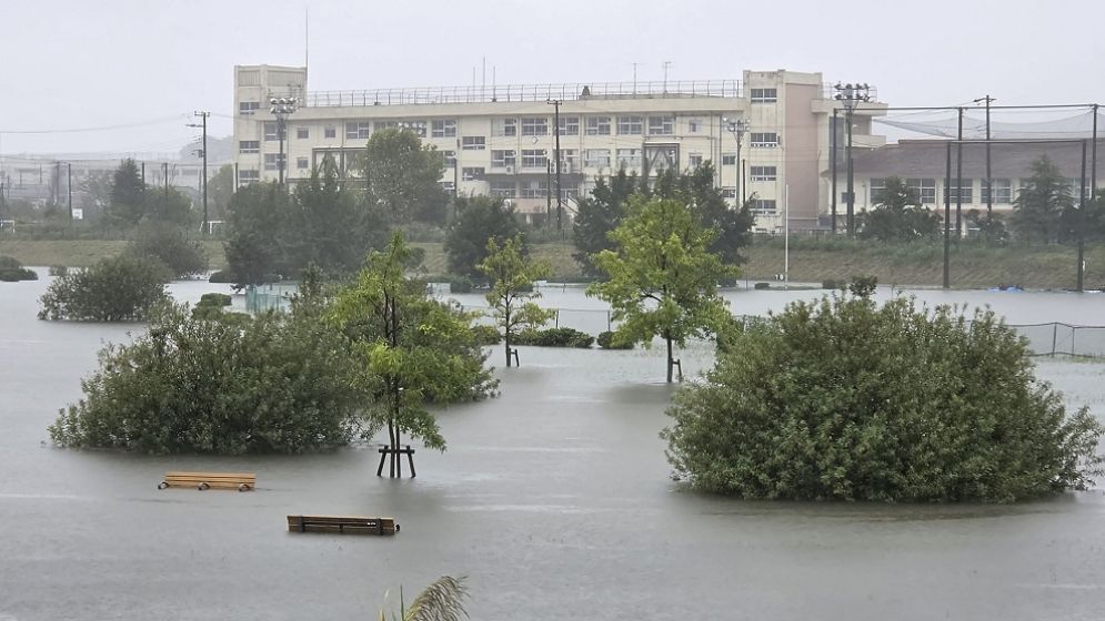 Typhoon Dujuan leaves four dead in Japan, 45,000 houses without power