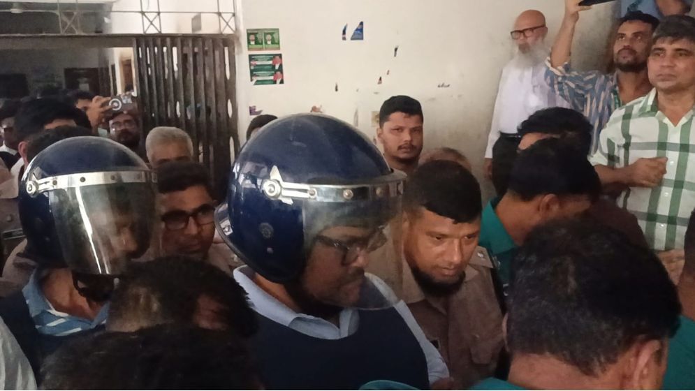 Former lawmaker Mita, his driver sent to remand in Anti-Terrorism case