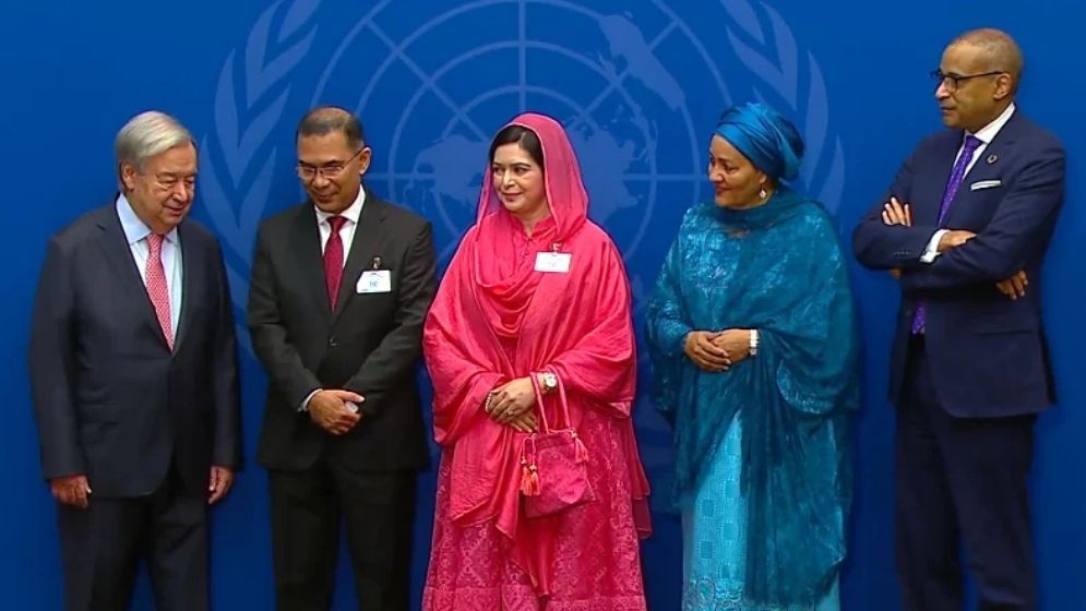 PM attends UN chief's welcome breakfast in New York