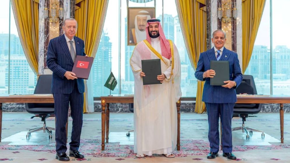 Allies unite behind Saudi Arabia as Houthis step up attacks