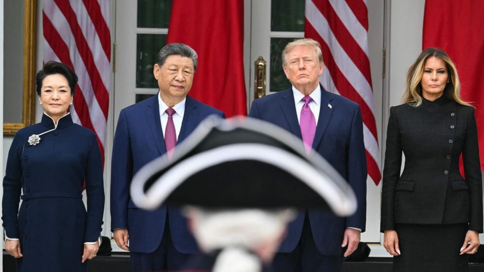 Xi, Trump call for peace in lavish White House state visit