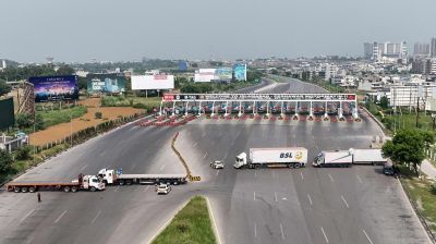 Islamabad under lockdown ahead of PTI march for Imran Khan