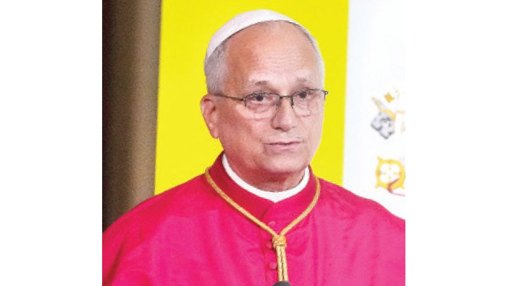 Pope Leo warns in France that AI is creating ‘paradise of machines’