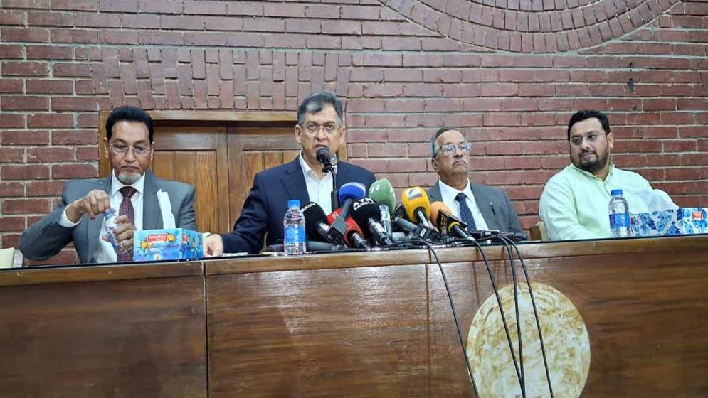 'Absolute Faith in Almighty Allah' to replace secularism in Constitution: Salahuddin