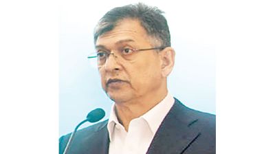 Home minister warns police over fascist links