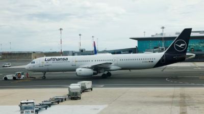 Lufthansa flight diverted after passenger's battery catches fire