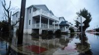 Powerful storm pummels northeast US with rain, high winds