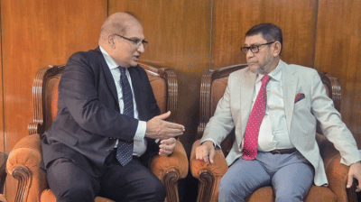 Minister, Pakistan envoy discuss health sector collaboration