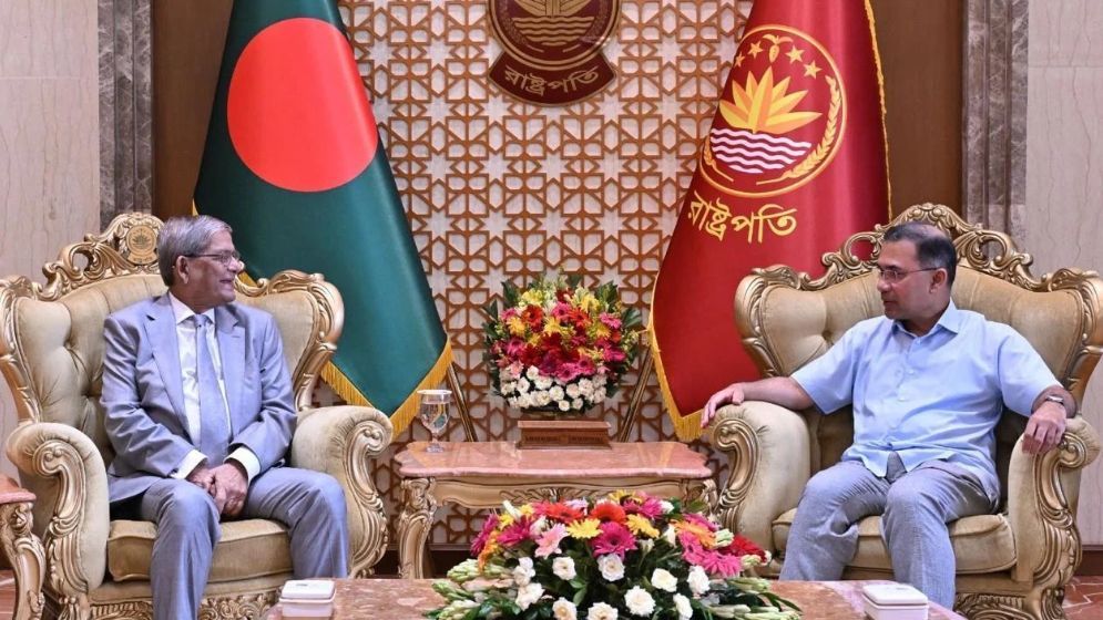 PM pays courtesy call on President