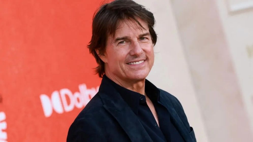 Tom Cruise trades stunts for satire as toxic tycoon 'Digger'