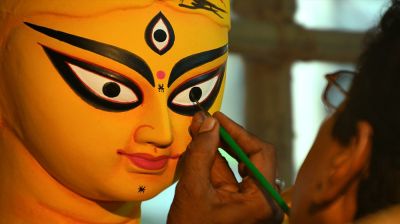 Govt employees to get five-day holiday for Durga Puja