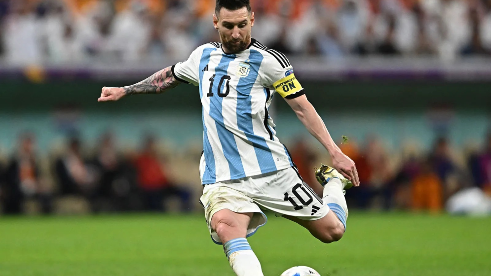 Messi to receive honorary doctorate from UBA