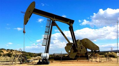 Oil prices jump 4% on reports China halts fuel exports, US troops head to Middle East