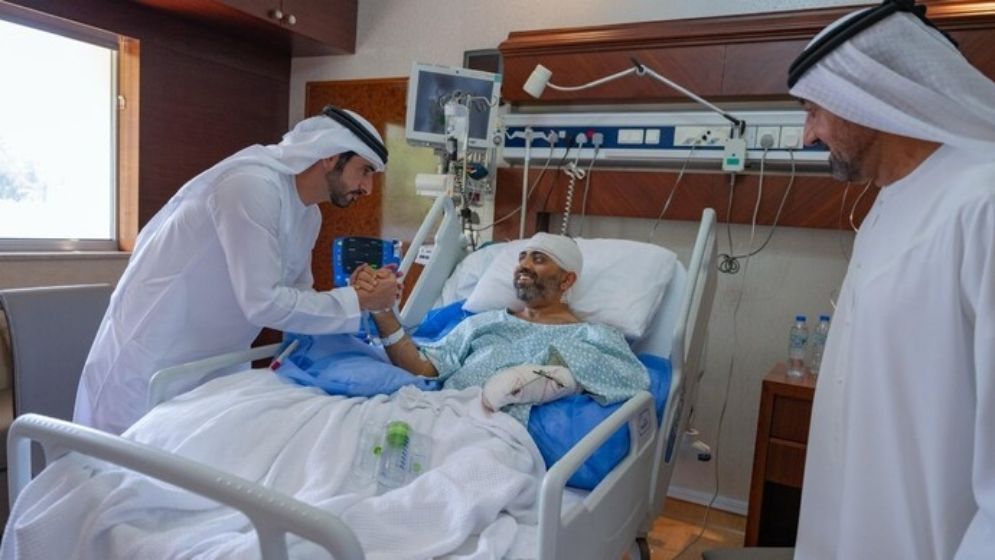 Dubai's Crown Prince Hamdan meets flydubai pilot Smit Machchhar