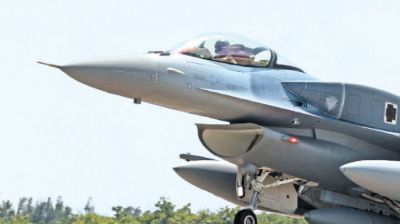 Taiwan receives its first US-made F-16V fighter jets