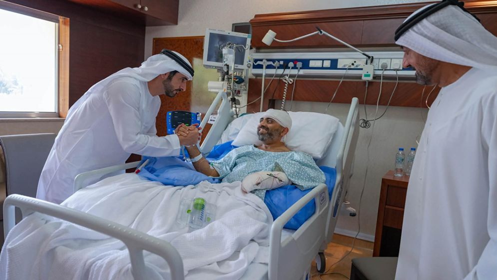 Dubai Crown Prince Hamdan meets Flydubai pilot in hospital