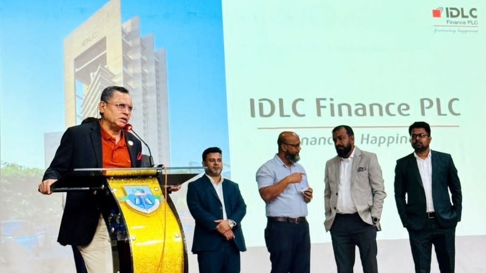 Premier University holds seminar on investment, financial planning