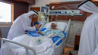 Dubai Crown Prince Hamdan meets Flydubai pilot in hospital