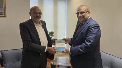 PM’s adviser, Pakistan envoy discuss potential for bilateral trade, investment