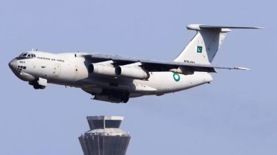 Pakistan sends four cargo planes of weapons to Saudi-backed Yemen govt