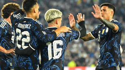 Argentina shine before Messi goodbye with 7-0 rout