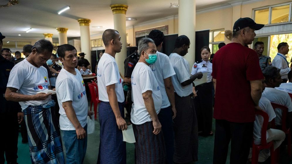 Myanmar says 10,000 migrants returned from Malaysia this year