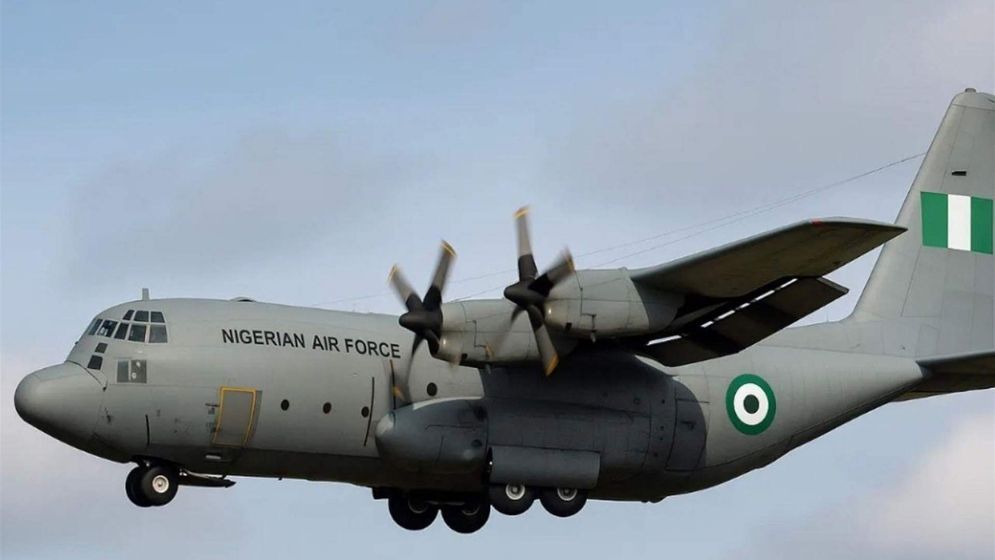 Nigeria military aircraft crashes with 32 onboard