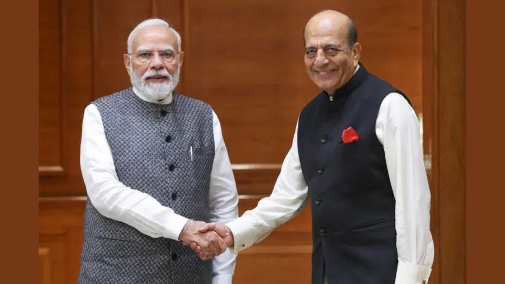 Dinsesh Trivedi meets PM Modi in New Delhi