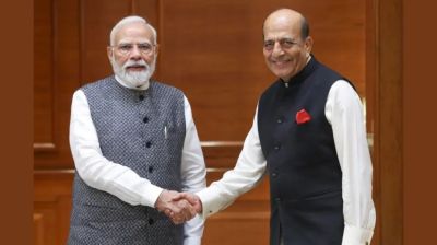 Dinsesh Trivedi meets PM Modi in New Delhi
