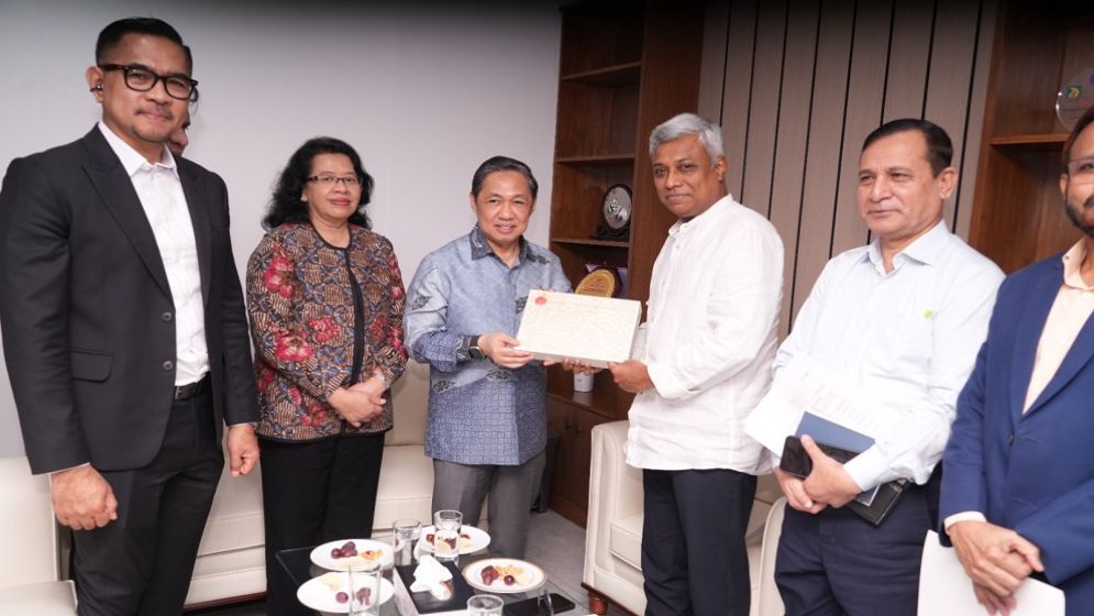 Indonesian vice foreign minister calls on Amit