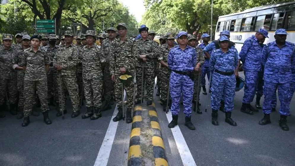 India deploys thousands of police ahead of election protest