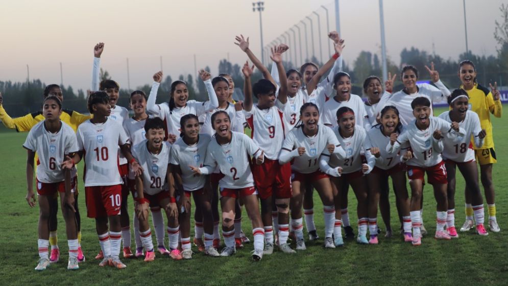 Bangladesh strike late to eliminate Uzbekistan